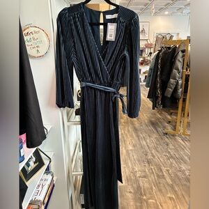 Ali & Jay crushed midnight blue velvet jumpsuit size S